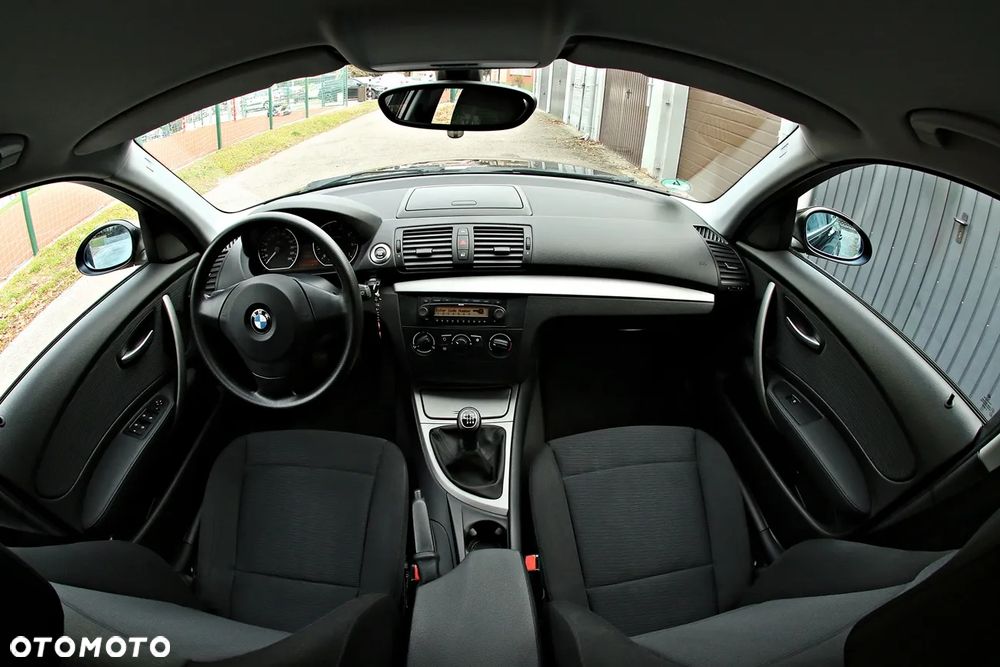 BMW Seria 1 116i - 10