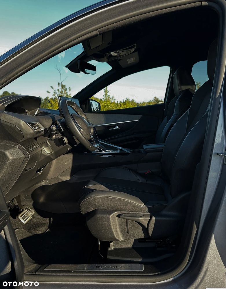 Peugeot 3008 225 e-EAT8 GT - 18