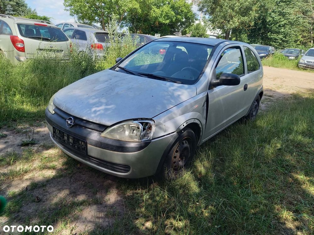 części OPEL CORSA C hatchback 3drzwi 1.0 benzyna 2002r. Srebrny maska drzwi zderzak klapa fotele - 1