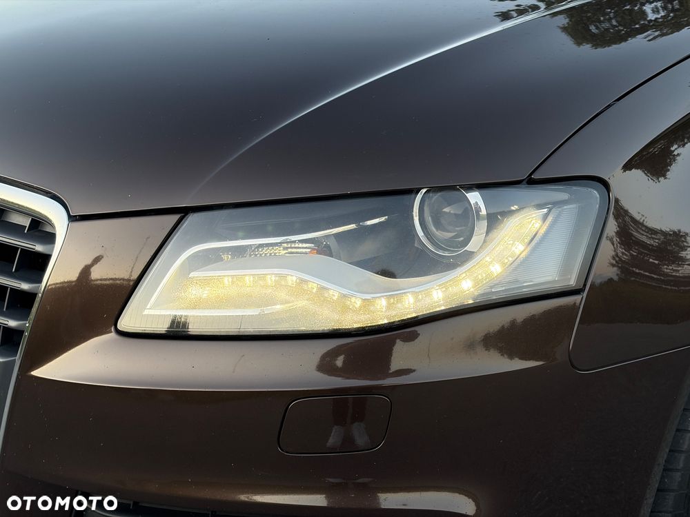Audi A4 Avant - 32