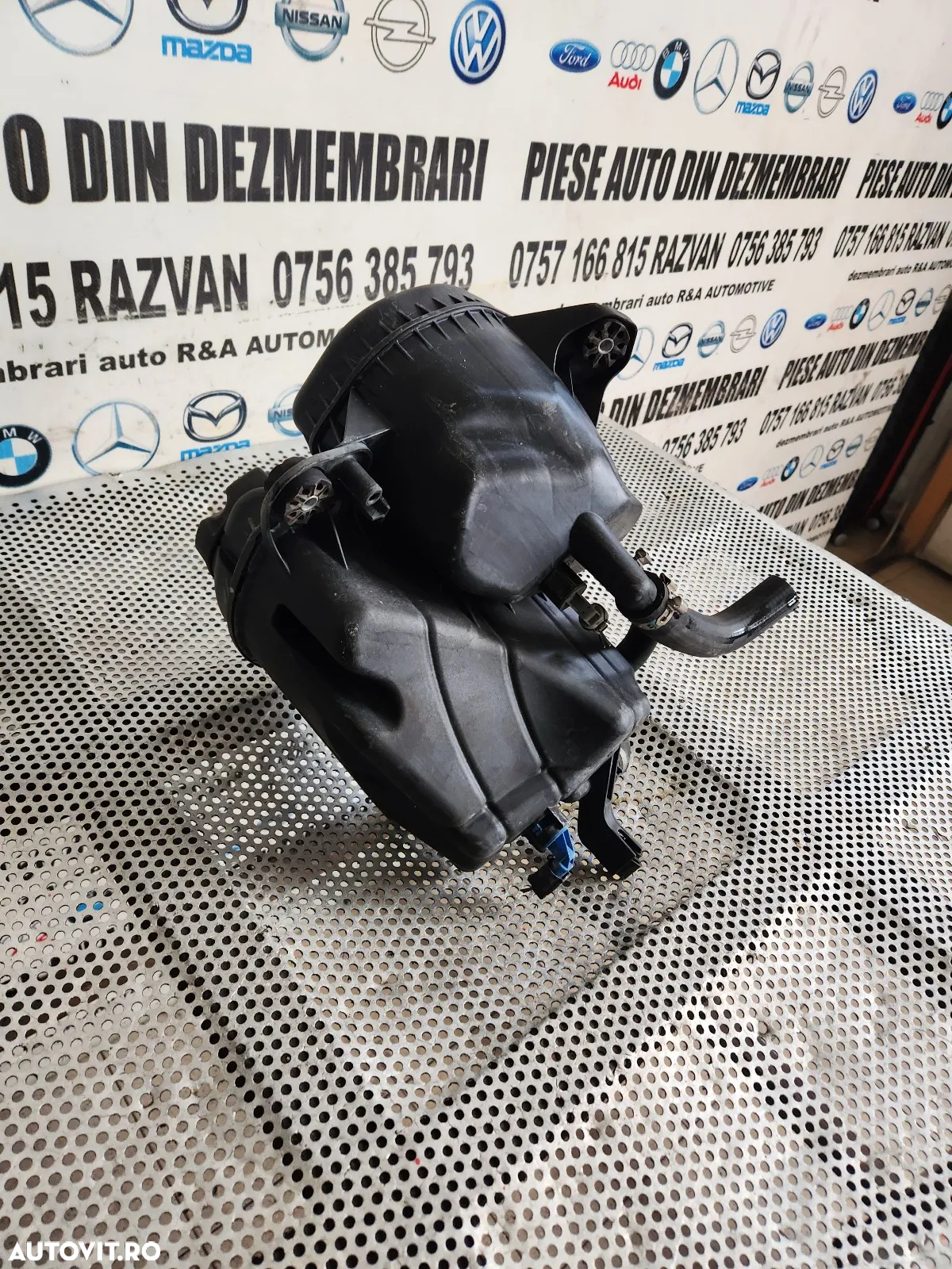 Bidonas Vas Expansiune Apa Antigel Complet Bmw Seria 7 F01 F02 F03 F04 Cod  Dezmembrez Bmw F01 F02 - 2