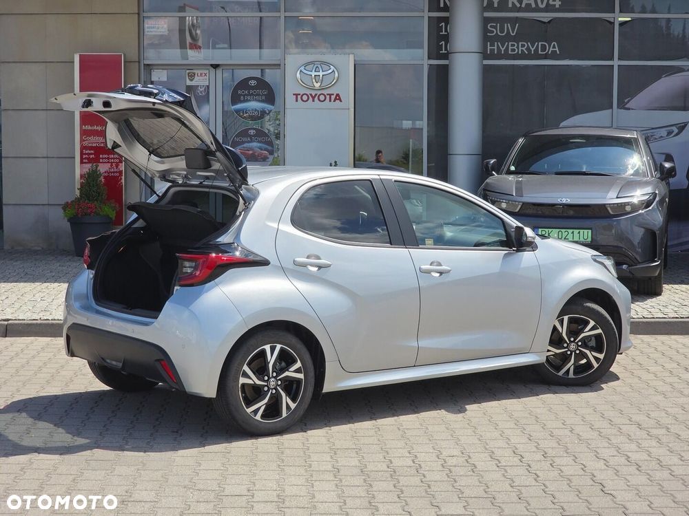 Toyota Yaris Hybrid 1.5 Style - 6