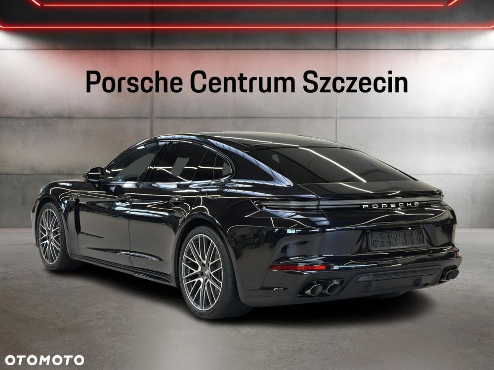 Porsche Panamera - 3