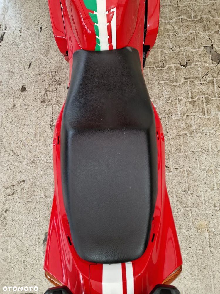 Honda VFR - 27
