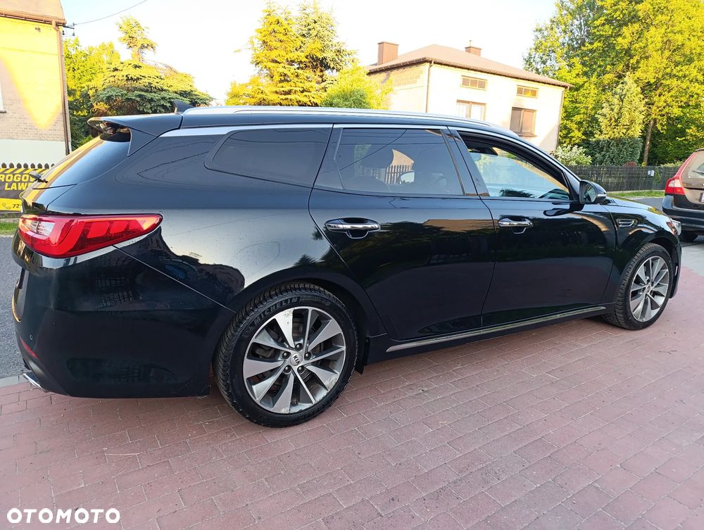 Kia Optima 1.7 CRDI XL DCT - 4