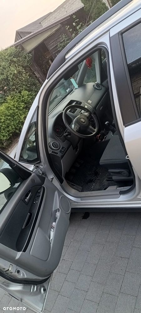 Suzuki SX4 1.6 VVT 4x2 Comfort - 15