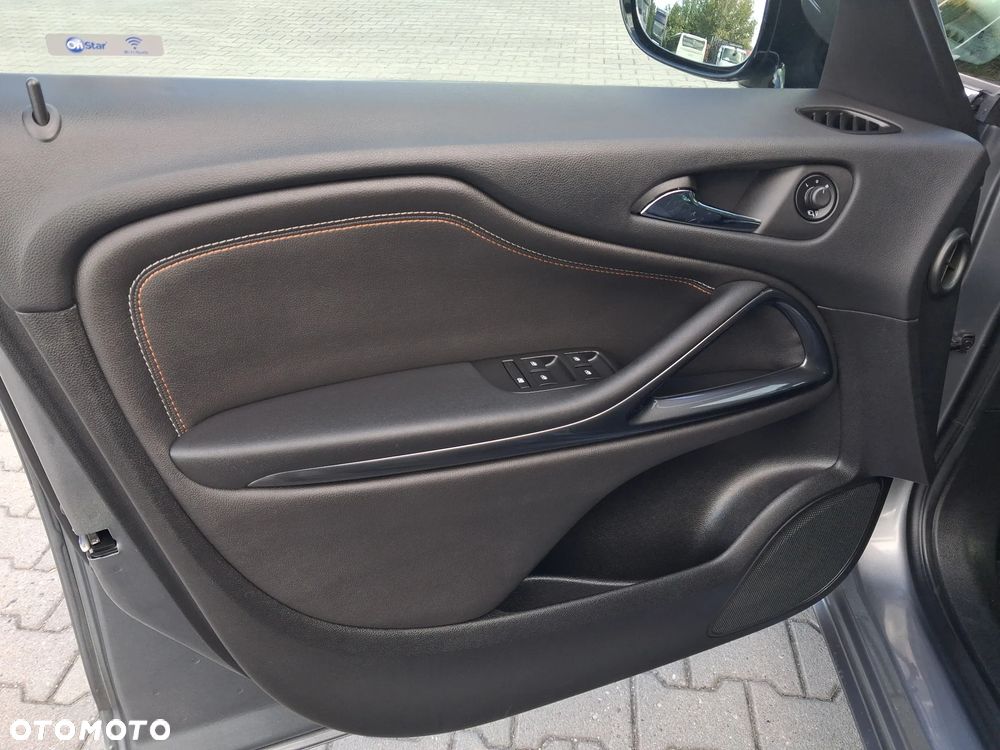 Opel Zafira 1.4 T Cosmo - 17