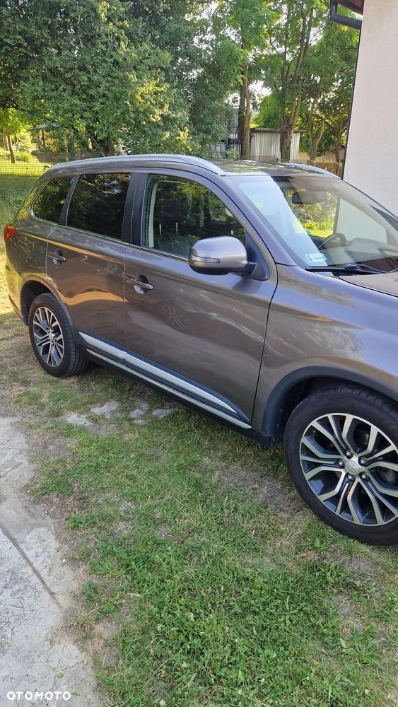 Mitsubishi Outlander 2.2 DID Intense + 4WD - 4