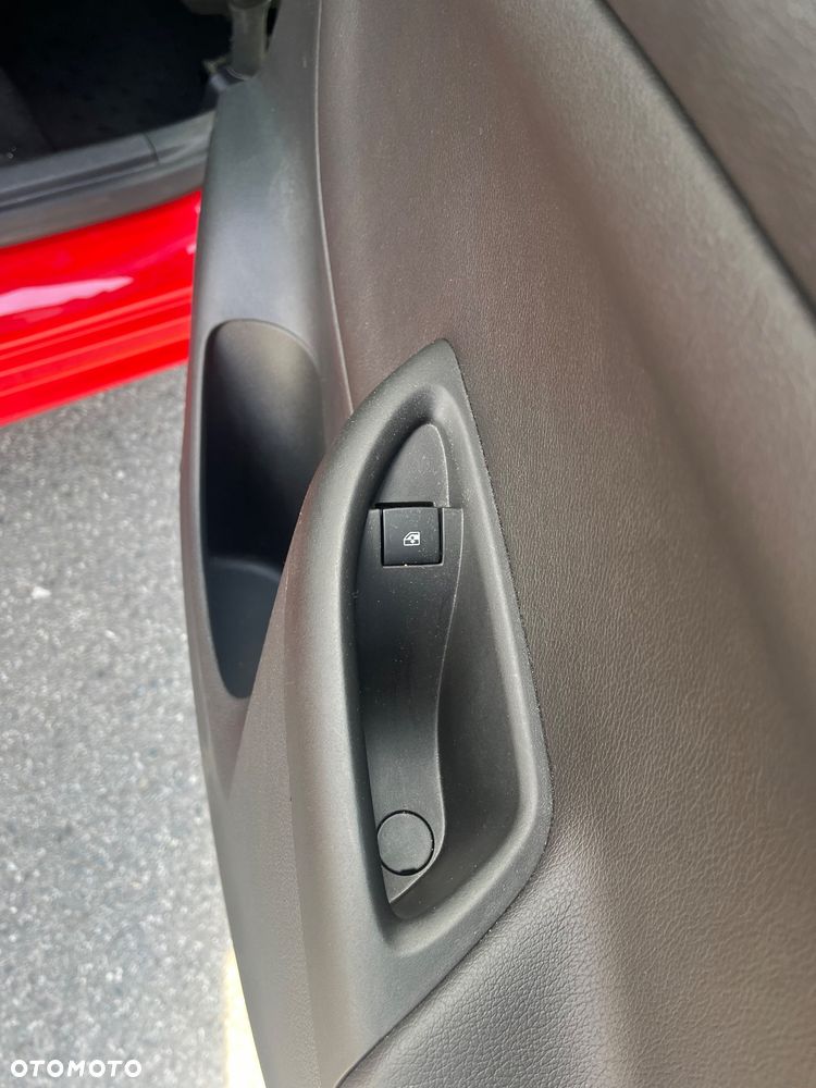 Opel Astra 1.4 Turbo Start/Stop Automatik Innovation - 24