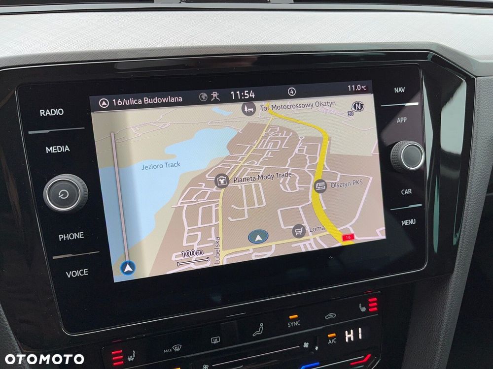 Volkswagen Passat - 20