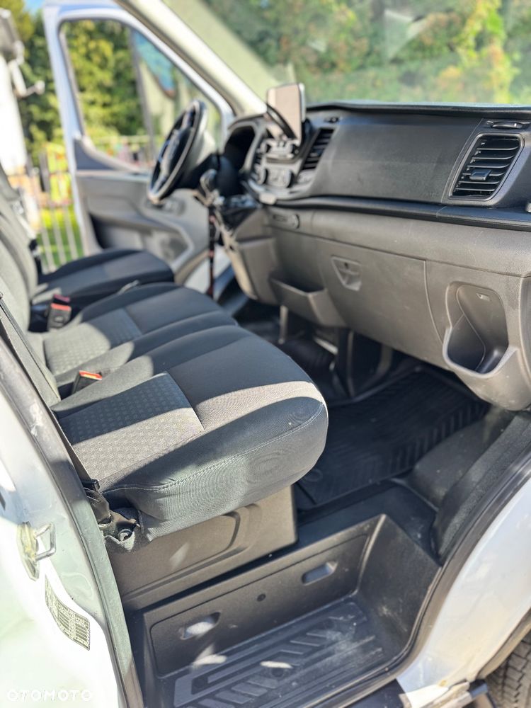 Ford Transit - 11