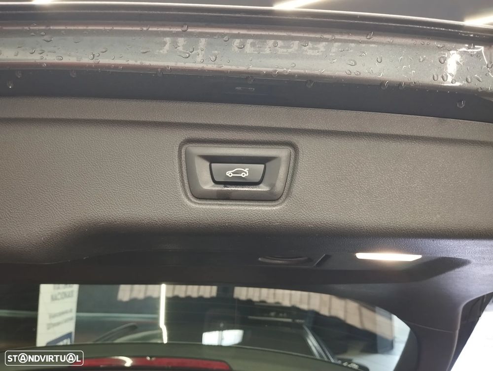 BMW 320 d Auto - 12