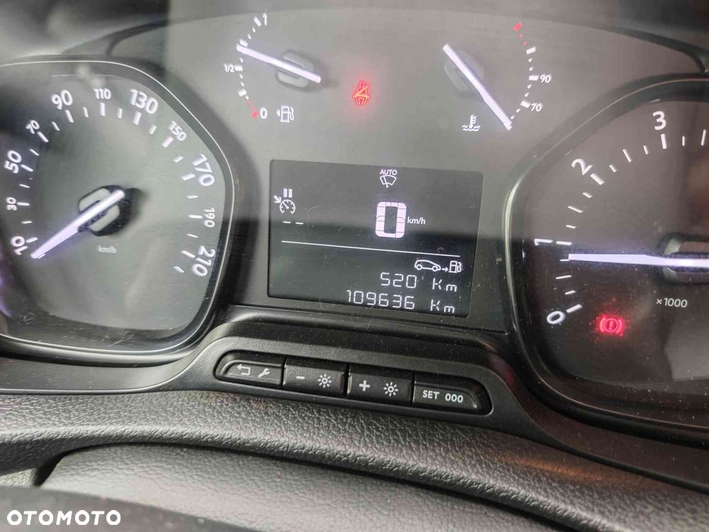 Opel Vivaro - 5