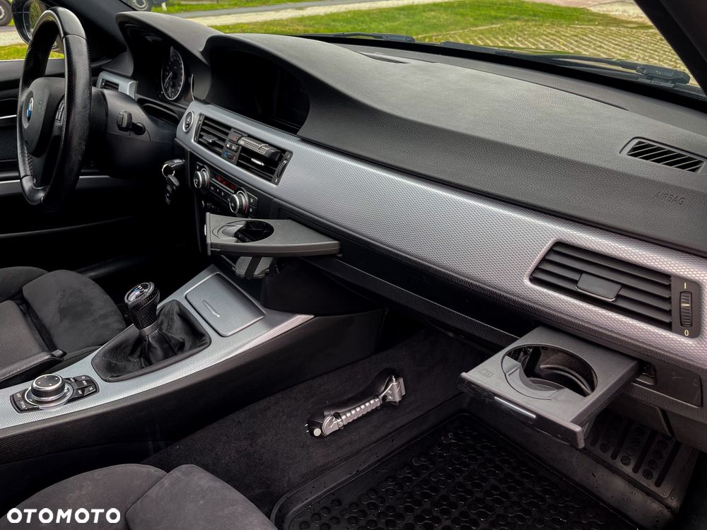 BMW Seria 3 318i Edition Sport - 14