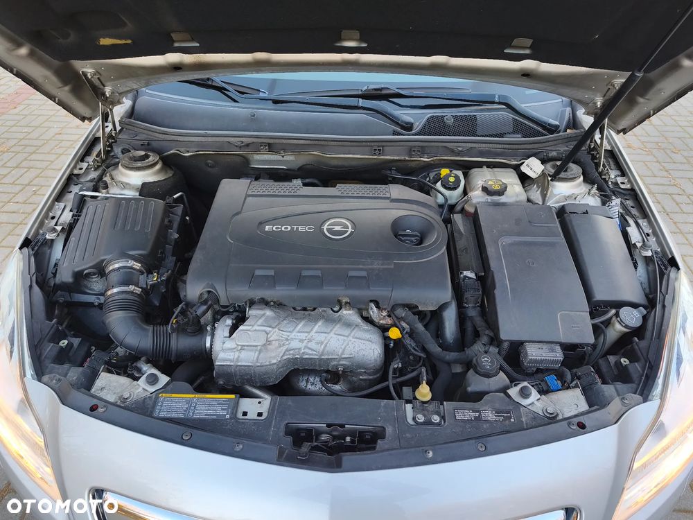 Opel Insignia 2.0 CDTI - 18