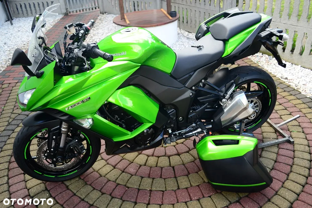 Kawasaki Ninja 1000 SX - 24