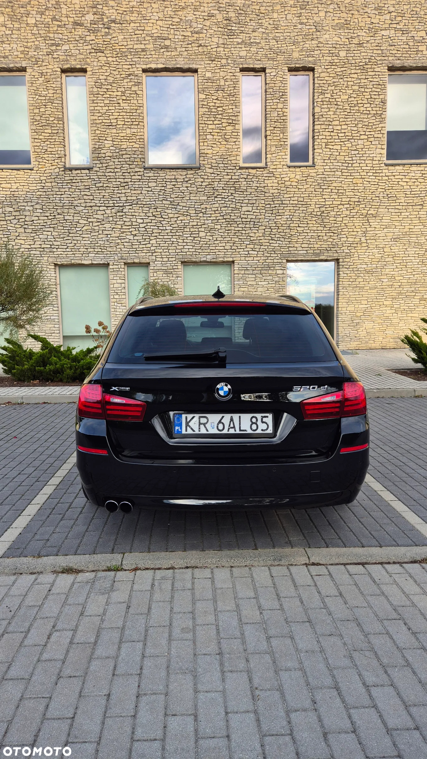 BMW Seria 5 520d xDrive Touring - 18