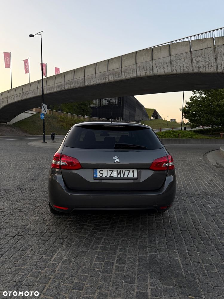 Peugeot 308 1.5 BlueHDi Allure S&S EAT8 - 6