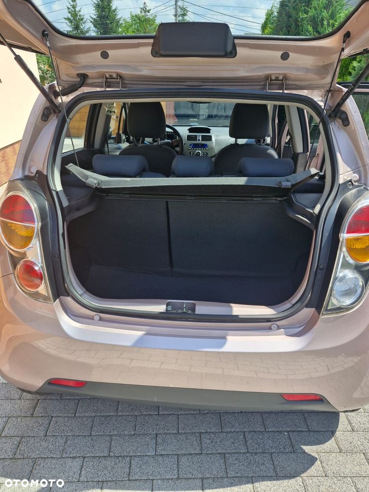 Chevrolet Spark 1.0 Base - 8