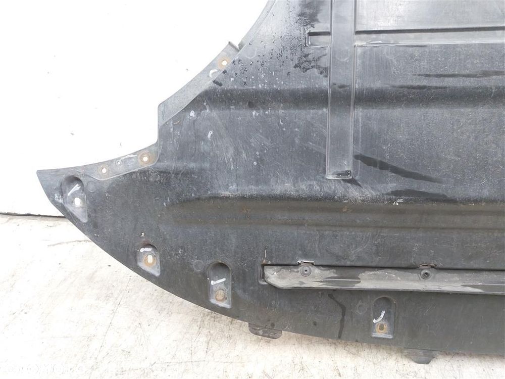 Osłona pod silnik Audi Q5 I 8R 2008-2016 2.0 TDI 8R1863821F - 6