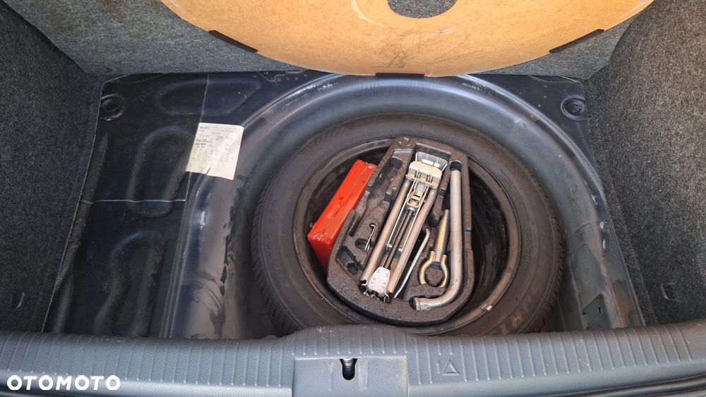 Volkswagen Polo - 15