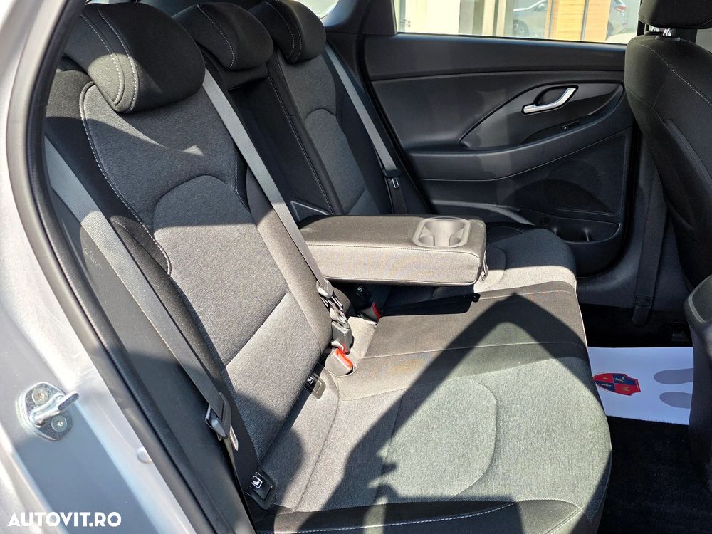 Hyundai i30 1.0 T-GDI 48V-Hybrid DCT Select - 37