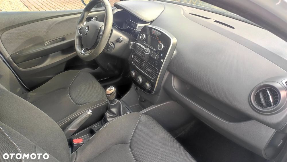 Renault Clio - 13