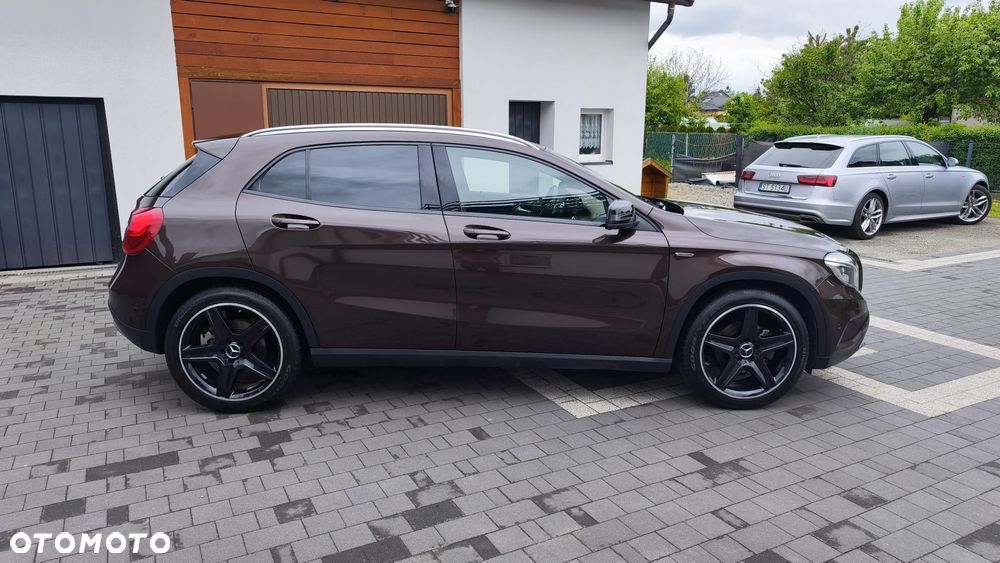 Mercedes-Benz GLA 220 CDI 4-Matic - 2