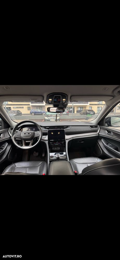 Jeep Grand Cherokee - 5