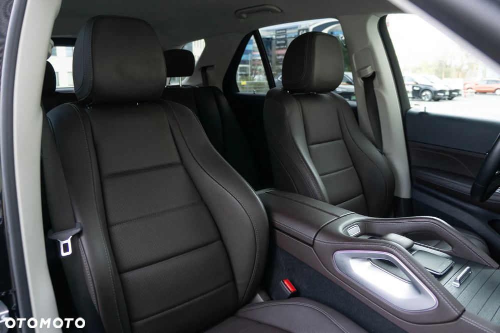 Mercedes-Benz GLE - 15