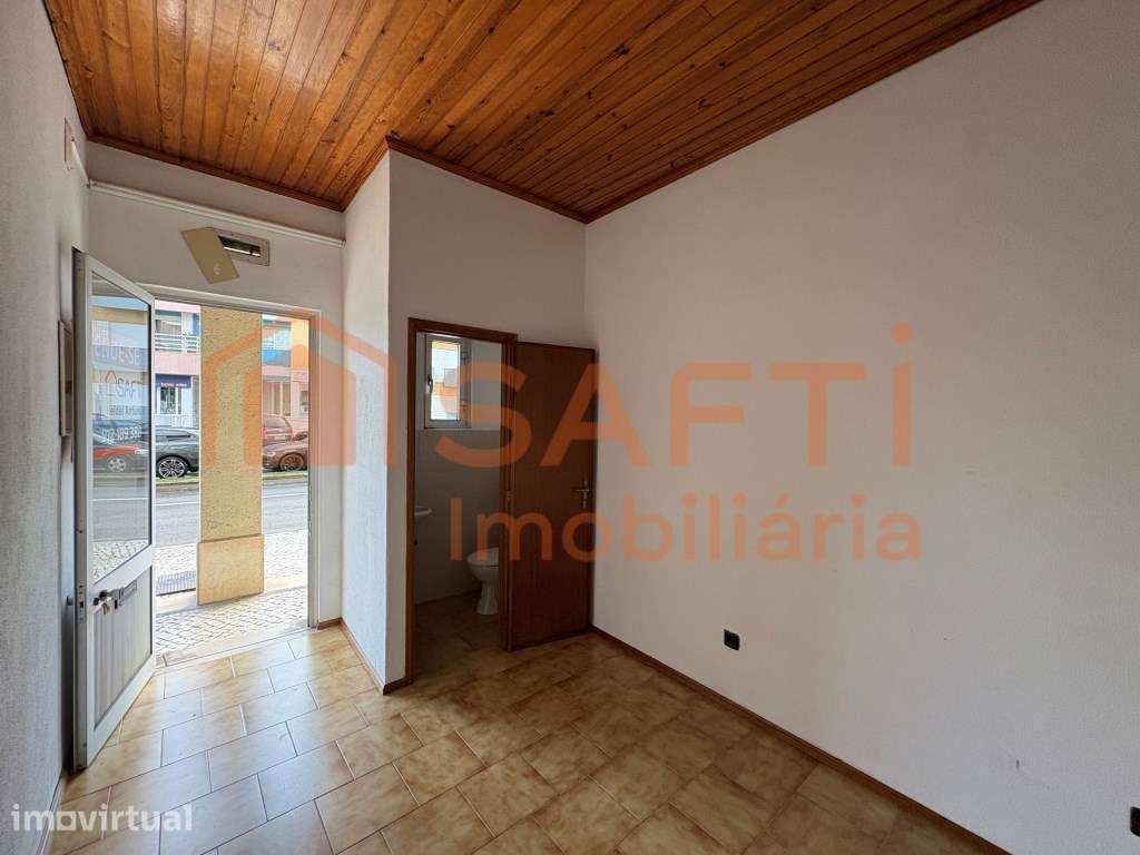 Loja com parqueamento e sótão - Pombal - Grande imagem: 5/21