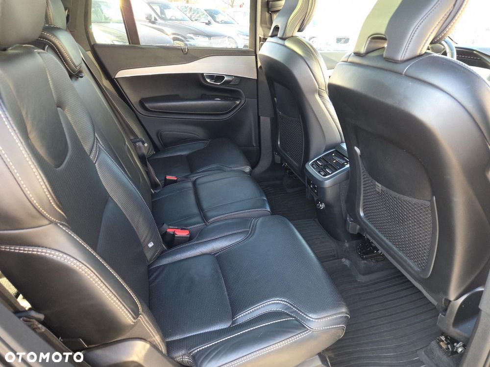 Volvo XC 90 T6 GPF AWD R-Design - 12