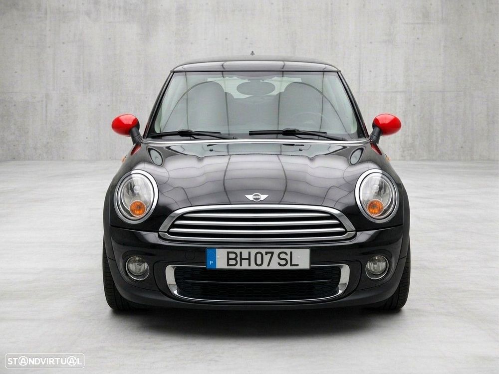 MINI 3 Portas One D - 3