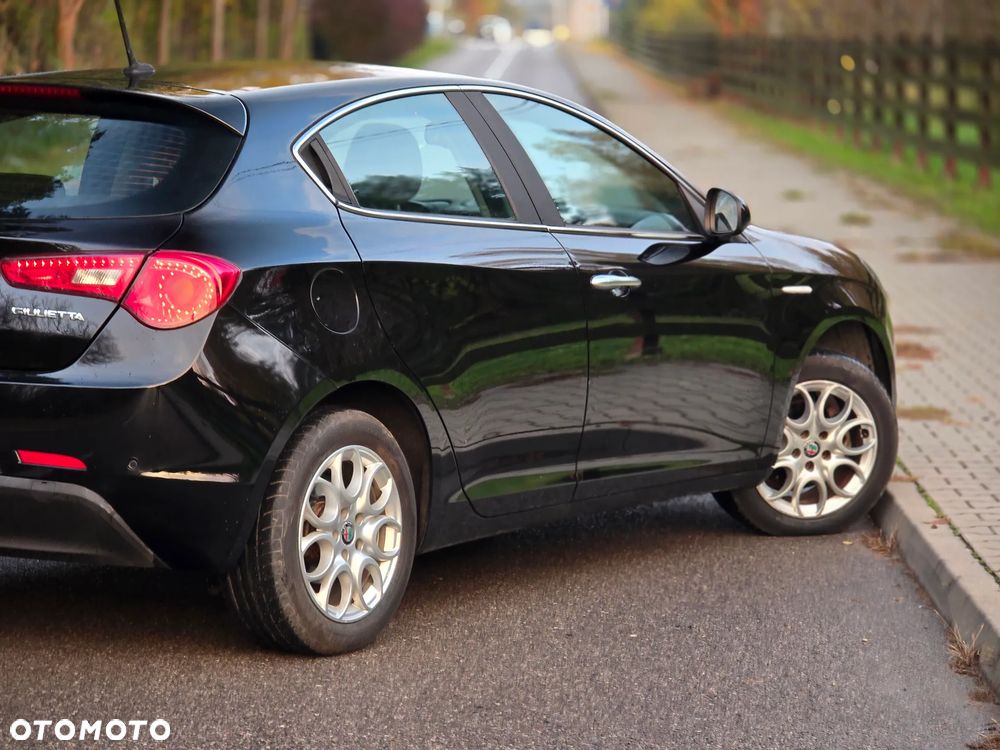 Alfa Romeo Giulietta 1.6 JTDM 16V Super - 38