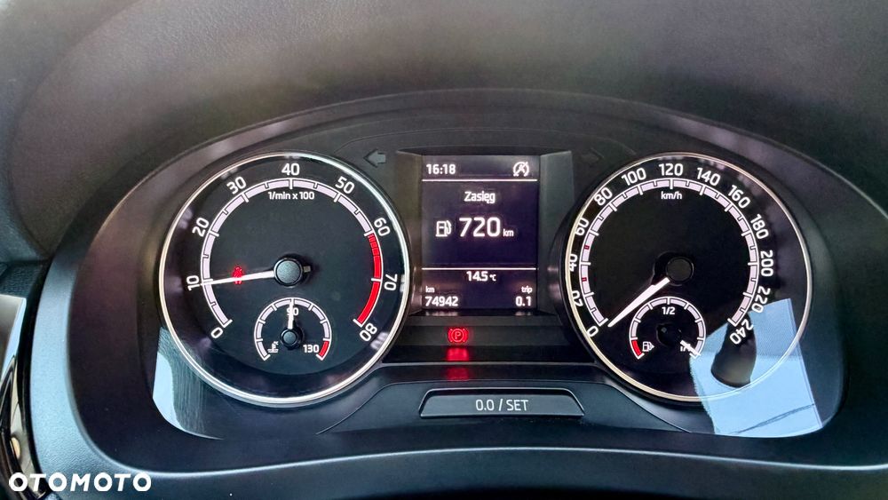 Skoda RAPID Spb 1.0 TSI Ambition - 23