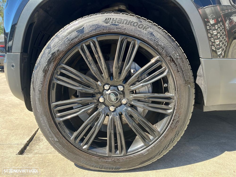 Land Rover Defender 2.0 P400e 110 AWD SE - 12