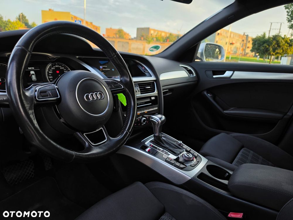 Audi A4 Avant 2.0 TDI DPF clean diesel multitronic S line Sportpaket - 9