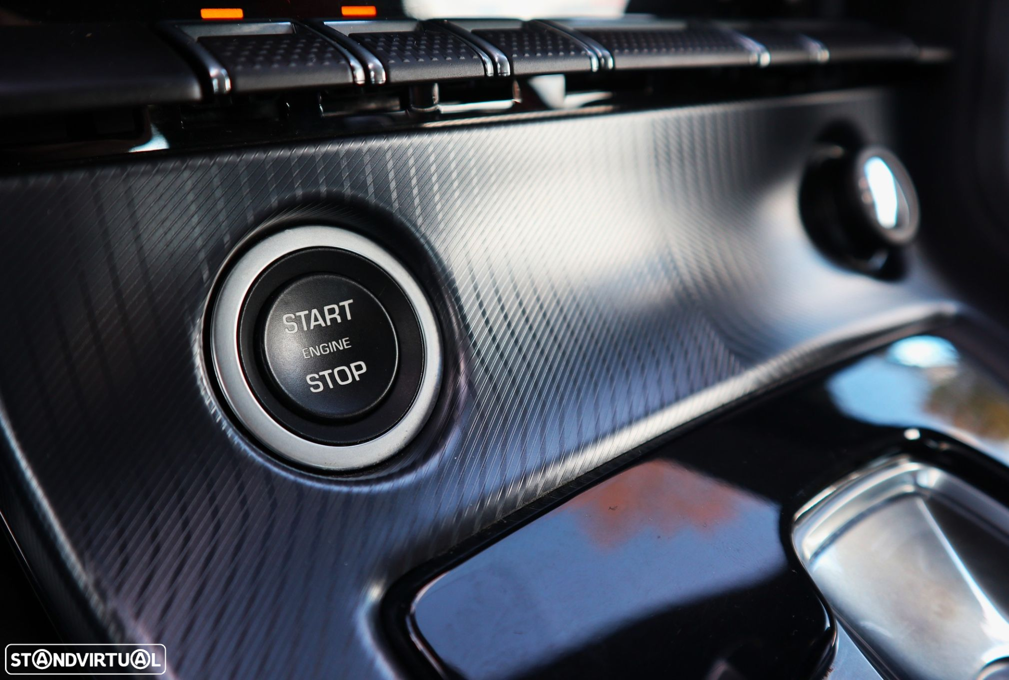Jaguar F-Type 2.0 i4 R-Dynamic - 44