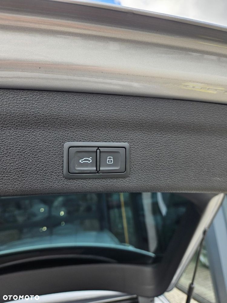 Audi A6 Avant - 33