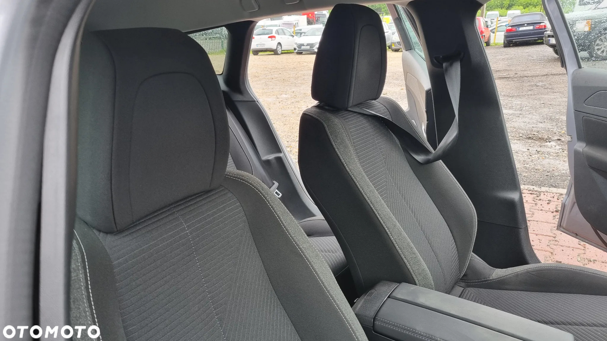 Peugeot 308 1.2 PureTech Active Pack S&S EAT8 - 27