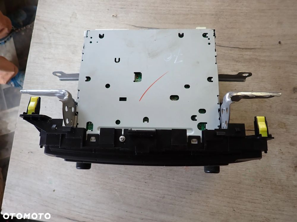 TOYOTA YARIS III RADIO 86120-0D64O - 3