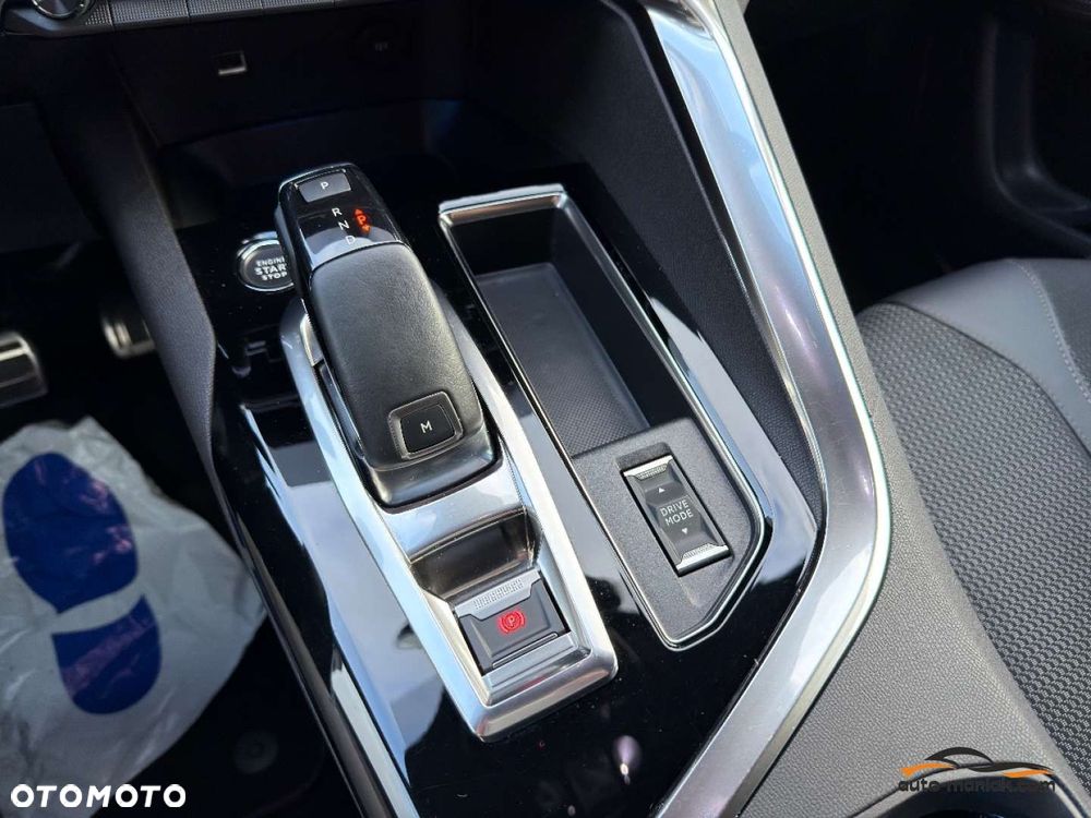 Peugeot 3008 BlueHDi 130 Stop & Start EAT8 GT - 35