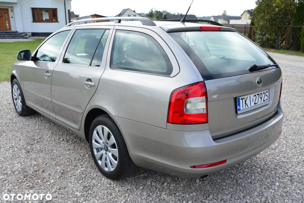 Skoda Octavia - 8