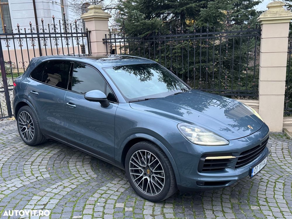 Porsche Cayenne - 3