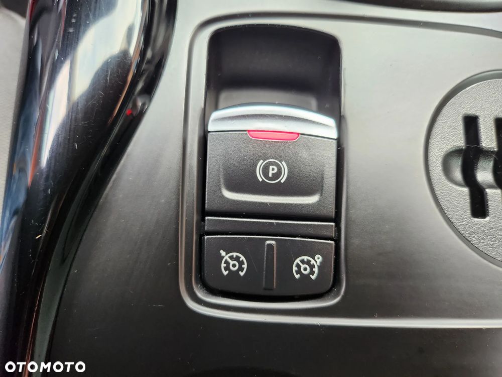 Renault Kadjar 1.2 Energy TCe Business - 11