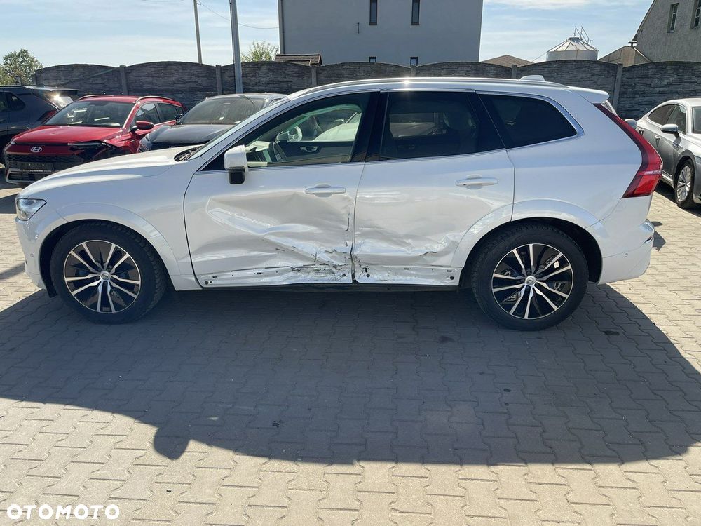 Volvo XC 60 B5 D AWD Ultimate Bright - 3