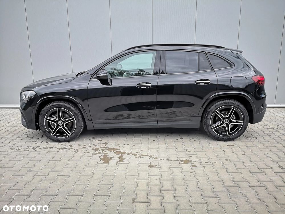 Mercedes-Benz GLA 200 d 4-Matic AMG Line - 6