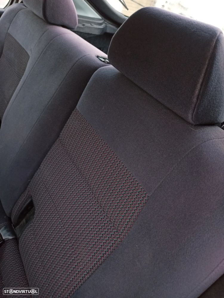 Honda Civic 1.5i - 8