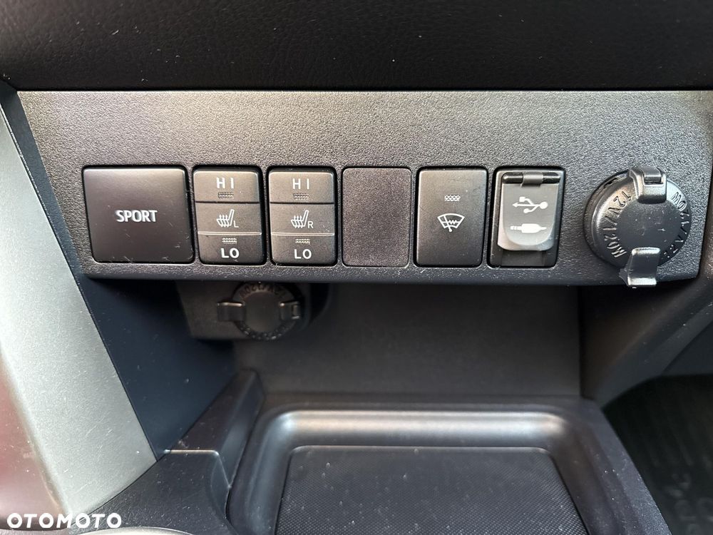 Toyota RAV4 2.0 Premium 4x4 - 18