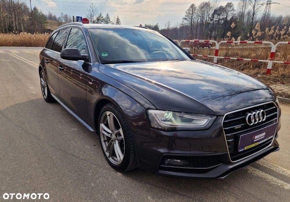 Audi A4 Avant 2.0 TDI DPF quattro S line Sportpaket - 11